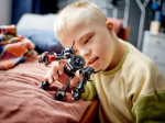 76276-LEGO-Super-Heroes-Mechaniczna-zbroja-Venoma-vs.-Miles-Morales-6.png
