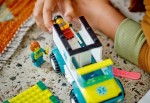 60403-LEGO-City-Karetka-i-snowboardzista-11.jpg
