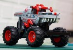 42200-LEGO-Technic-Monster-Jam™-ThunderROARus™-z-napędem-typu-pull-back-11.jpg