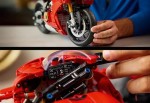 42202-LEGO-Technic-Motocykl-Ducati-Panigale-V4-S-11.jpg