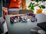 60444-LEGO-City-F1-Garaż-i-bolidy-Mercedes-AMG-i-Alpine-10.jpg