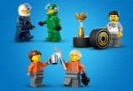 60445-LEGO-City-F1-Ciężarówka-z-bolidami-RB20-i-AMR24-F1-18.jpg