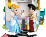 43275-LEGO-Disney-Zamek-Kopciuszka-i-kareta-4.png