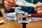 75404-LEGO-Star-Wars-Krążownik-szturmowy-typu-Acclamator-9.jpg