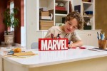 76313-LEGO-Super-Heroes-Logo-MARVEL-z-minifigurkami-7.jpg