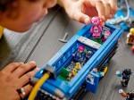 77073-LEGO-Fortnite-Bus-Bojowy-8.jpg