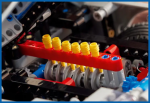 42210-LEGO-Technic-Samochód-Nissan-Skyline-GT-R-(R34)-z-filmu-Za-szybcy-za-wściekli-12.png