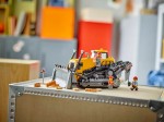 60466-LEGO-City-Żółty-buldożer-9.jpg