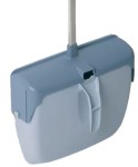 Zestaw-Lobby-szufelka-zamykana-na-drążku+Miotła-do-systemu-Lobby-25cm-3.JPG